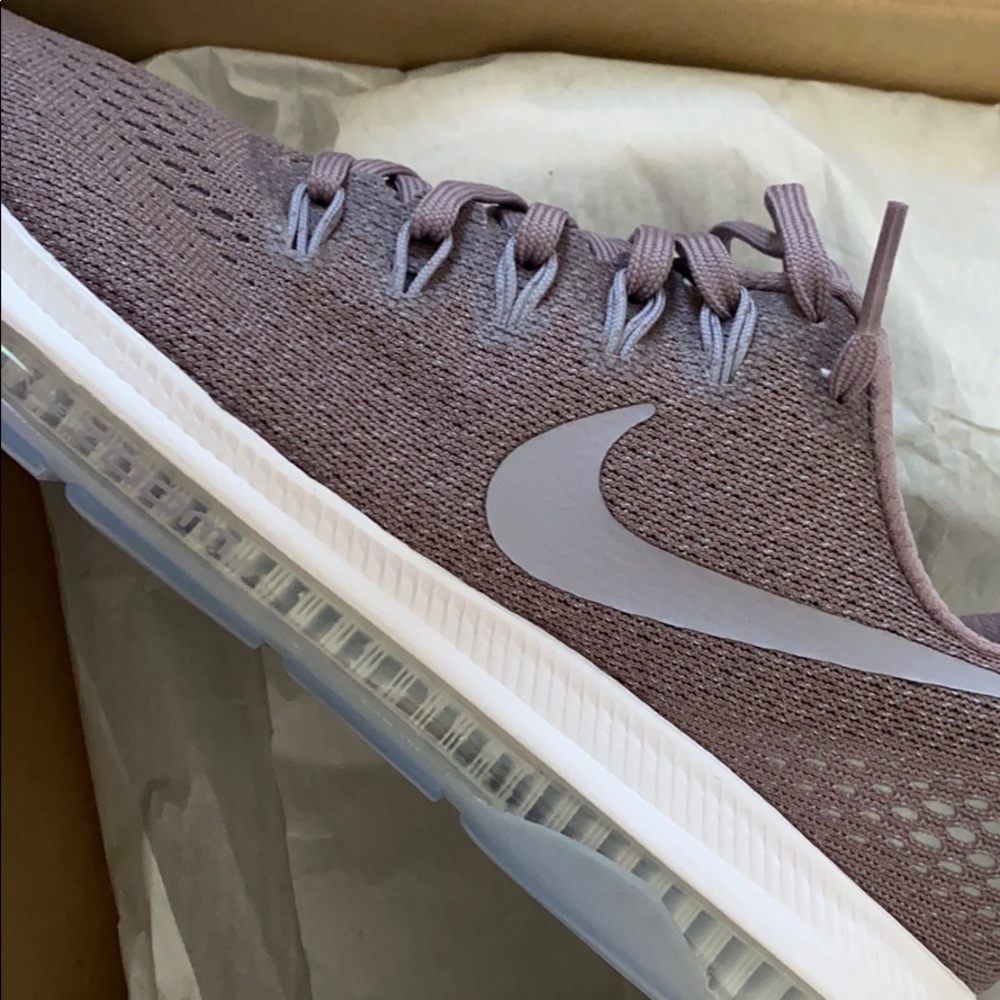 Woman’s Nike Zoom All Out Low